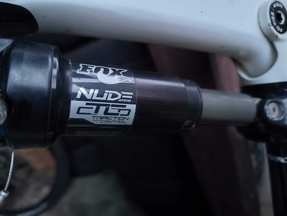 Rower Scott Genius 720 Rozmiar L Carbon Fox Magura MT7 Enduro 27,5