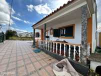 Moradia Isolada T3 c/ garagem, anexo e terreno vedado - Algaz, Tomar
