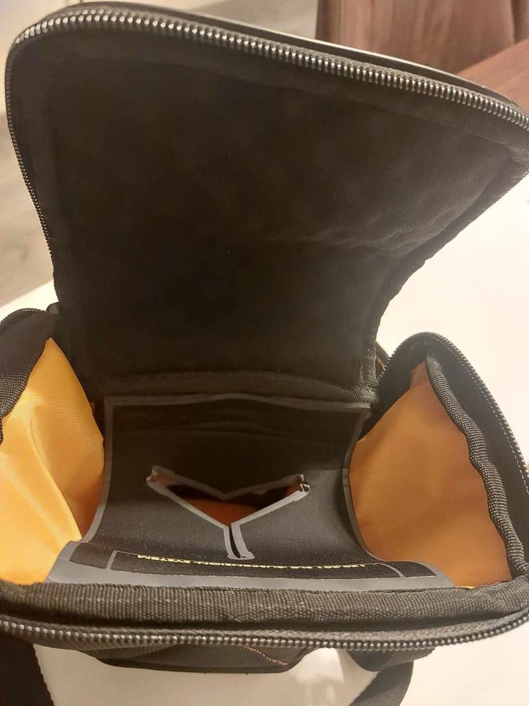 Vendo bolsa para maquina fotografica em bom estado