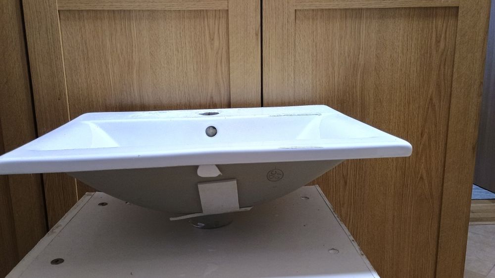 Umywalka wpuszczana 51cmx40cmx17cm