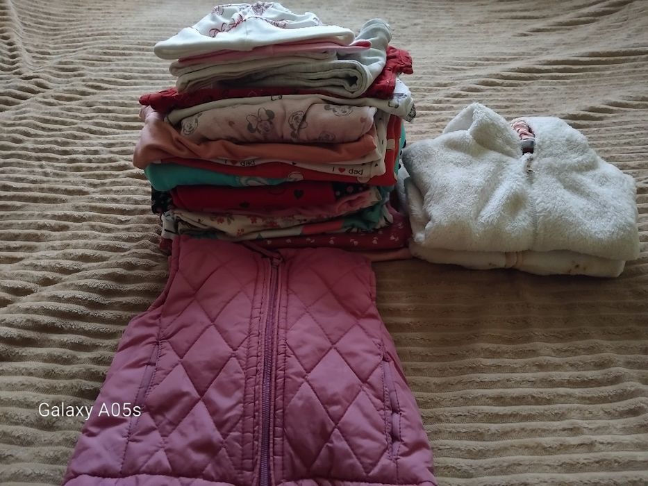 Одяг на дівчинку