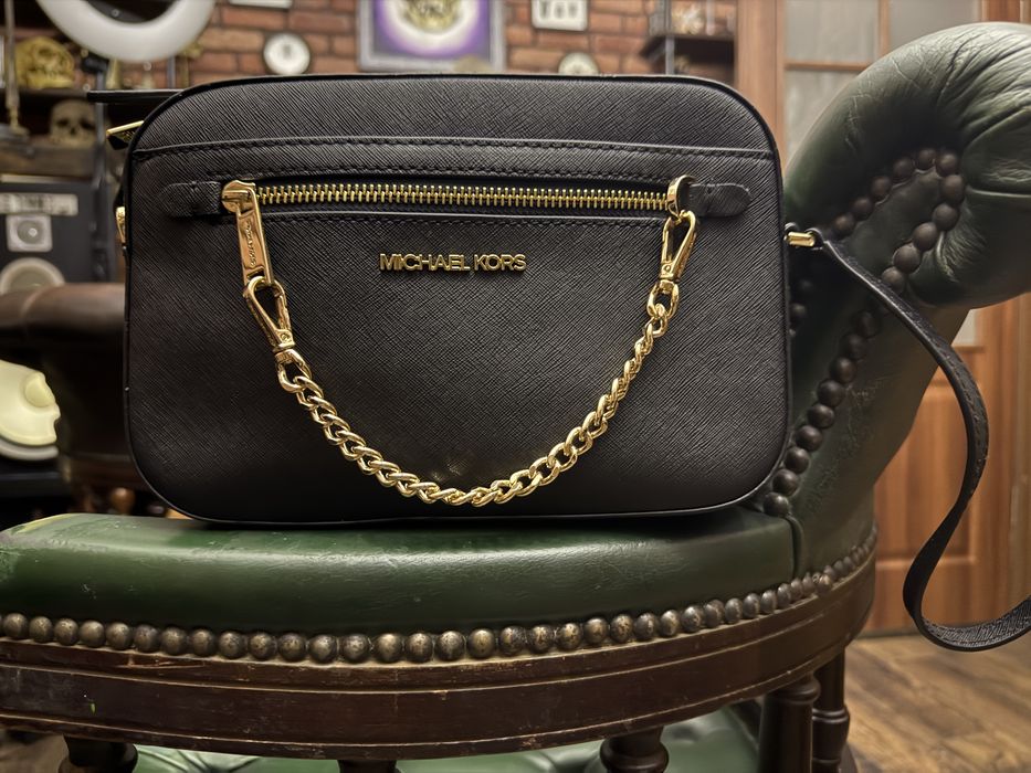 Сумка через плечо  Michal kors , кожа !