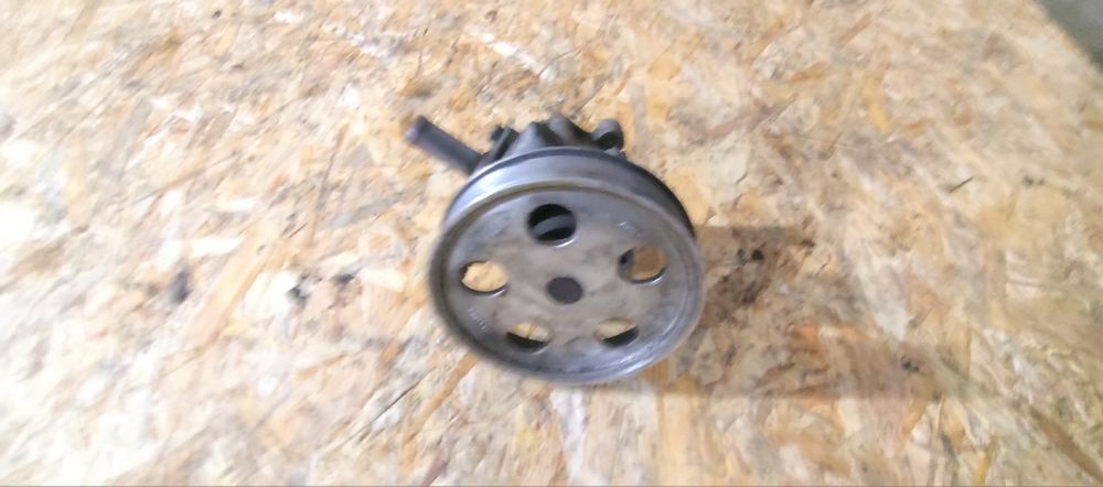 Гідропідсилювач гідрач насос ауді a4b6 ауді 2.0 бензин