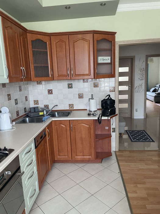 Wynajmę mieszkanie 60m kw 3 pokoje ul Staromiejska samo centrum Plocka