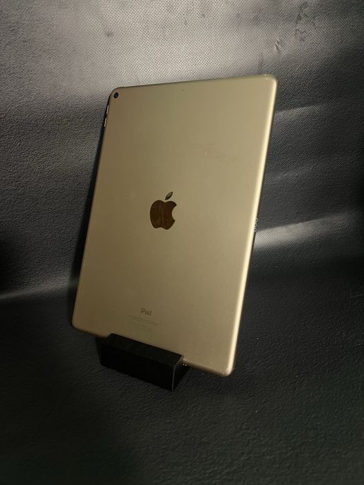 Ipad Air 3 64Gb наклеяне захисне скло