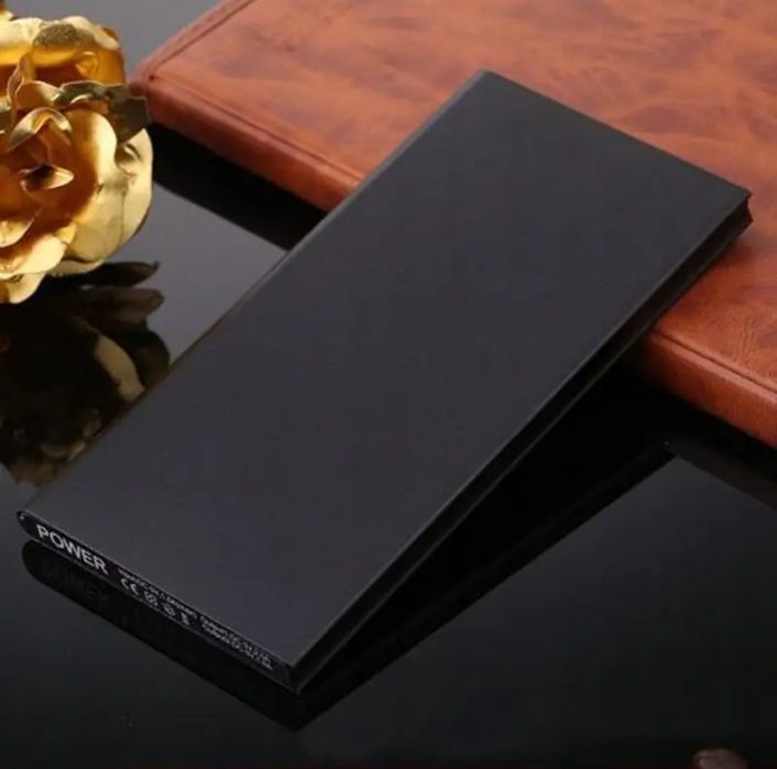 Power Bank 20000 mAh – kieszonkowy, 3× USB, kolor czarny + latarka