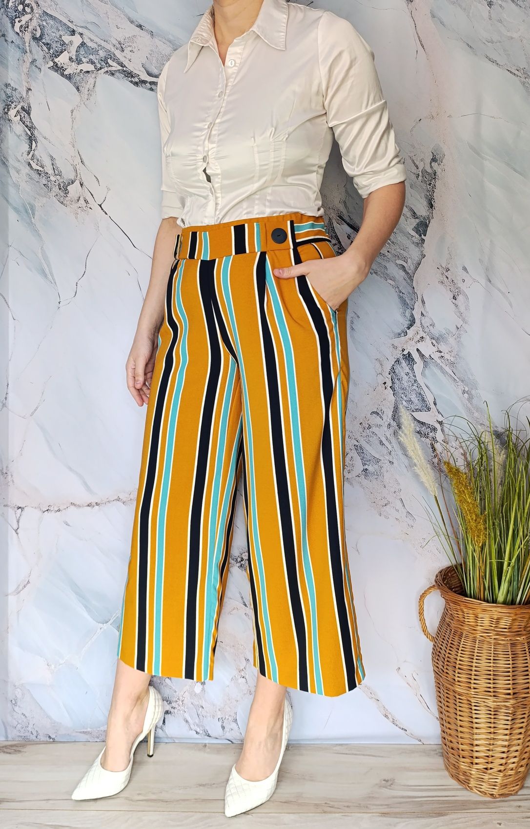 Cudne lekkie szerokie spodnie paski wiosna lato Zara musthave