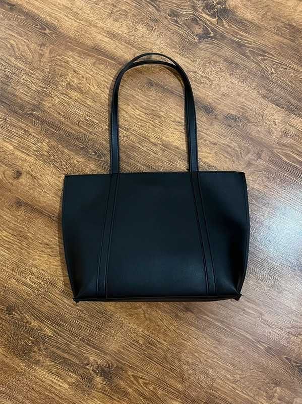 Czarna duża torebka shopper ze sztucznej skóry 40x28 cm