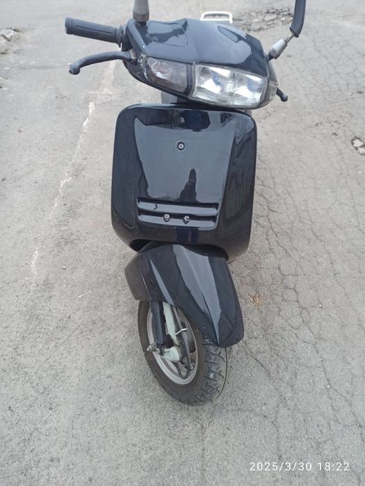 Скутер Honda Lead 90