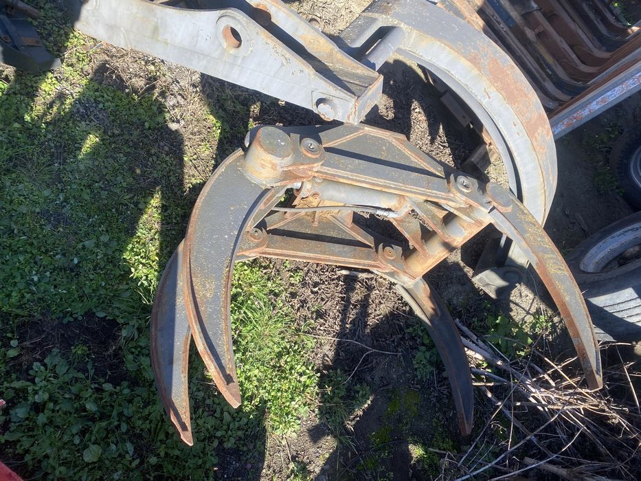 Захват лісовий з стрілою до фронтального погружчика сталева воля