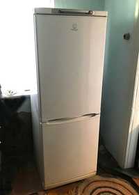 Большой Холодильник INDESIT