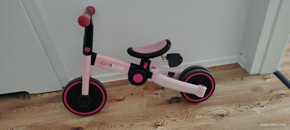 Rowerek biegowy Kinder Kraft 4trike candy Pink