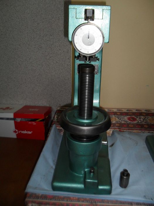 Twardościomierz Rockwella typ PW-106