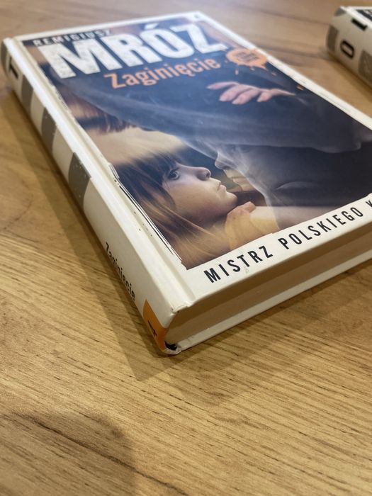 Książka „Zaginięcie” Remigiusz Mróz