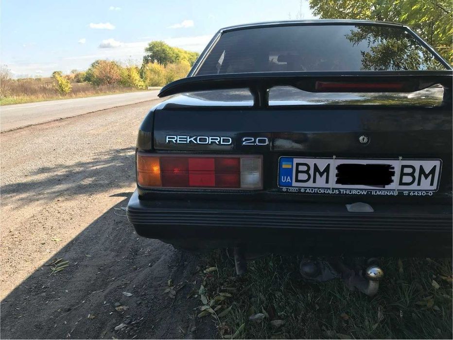 Opel Rekord Cupe 2.0 injector