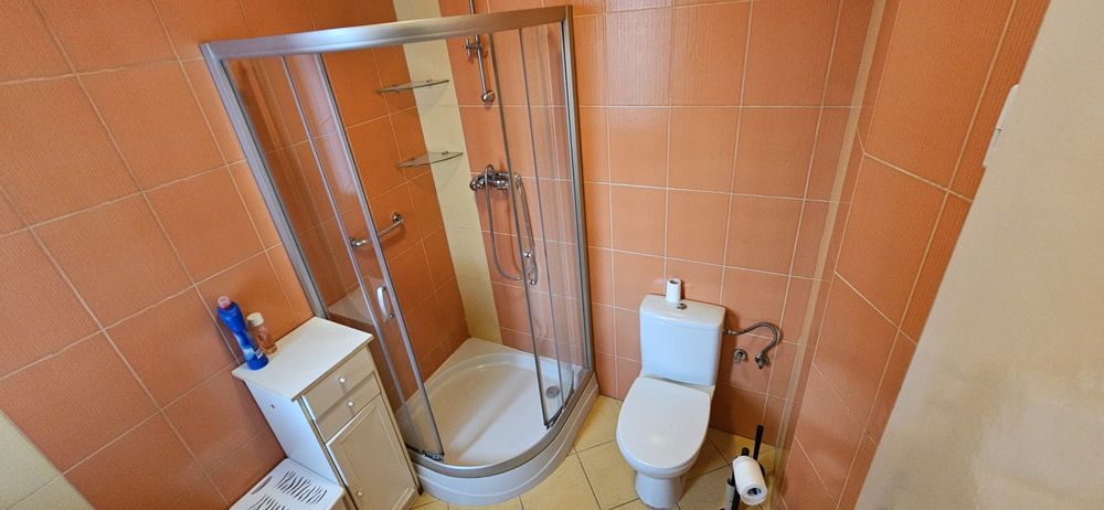 Kwatery, noclegi, pokoje pracownicze