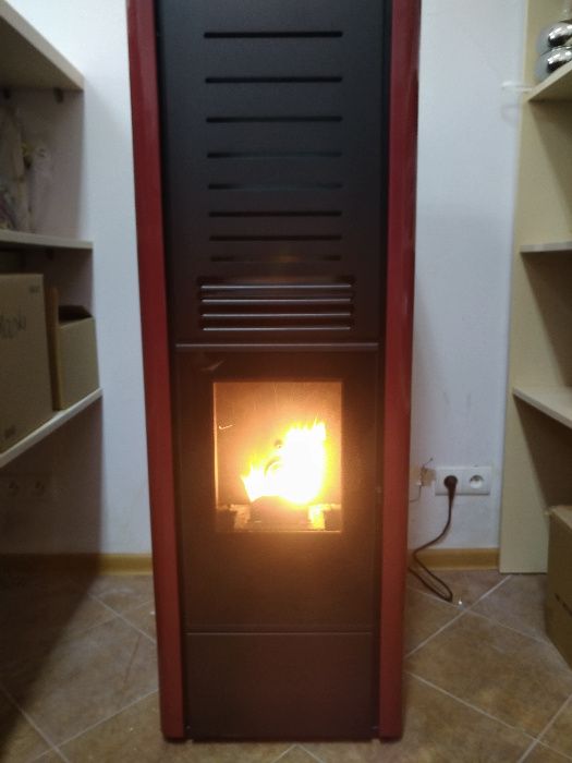 Piec, piecyk, kominek na pelet pellet Karen 9 kW duży zasobnik 40kg