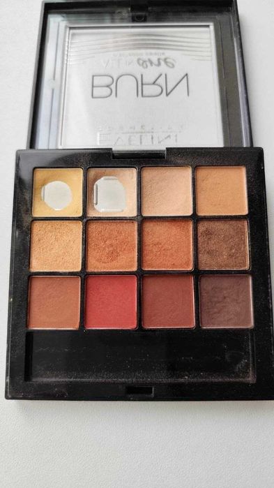 Палетка тіней Eveline burn all in one