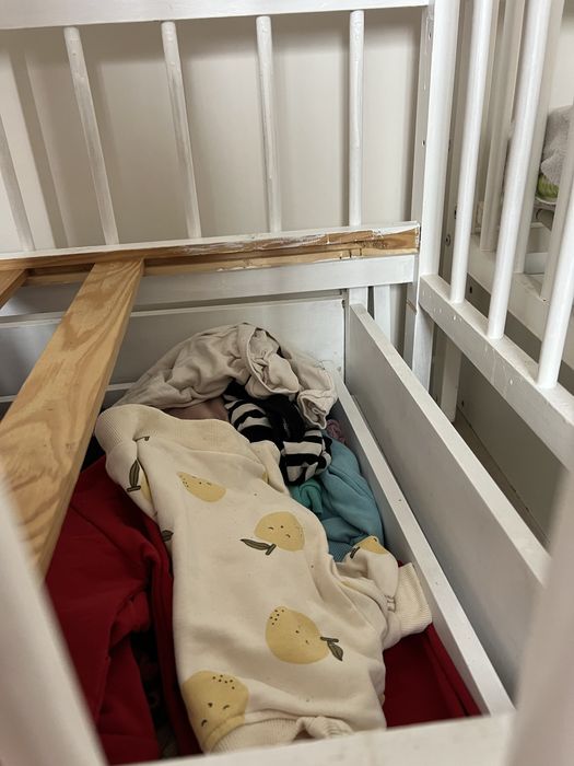 Дитячі ліжечка