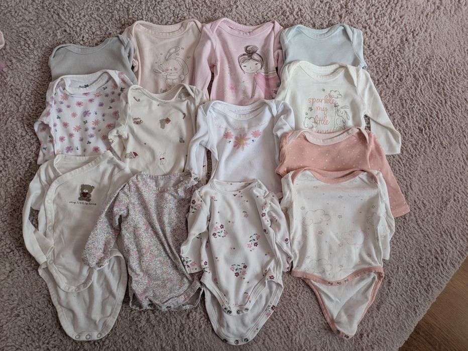 Mega paka ubrań dla dziewczynki rozm od 56 cm do 68 cm