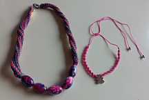 Conjunto de colar crochê e pulseira
