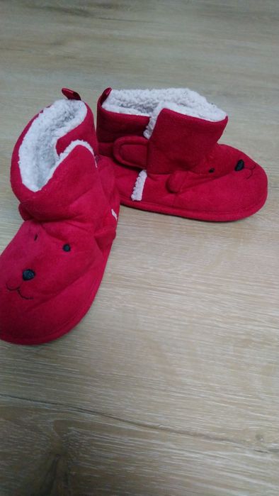 Buty ciepłe Kapcie r 22