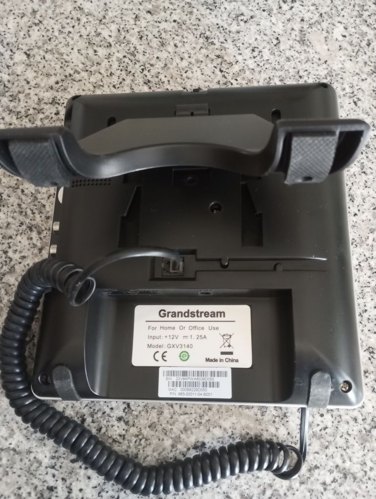 Telefones variados