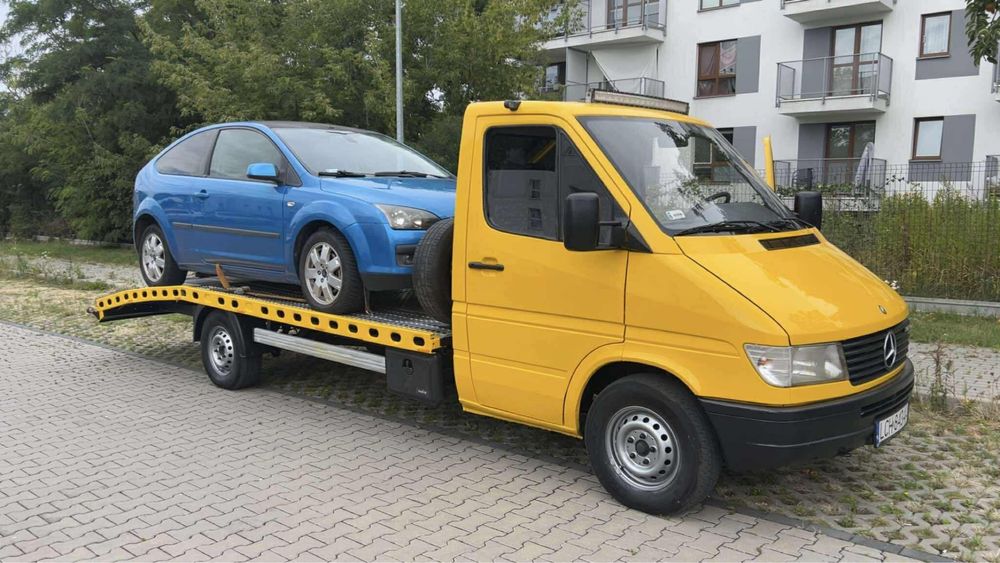 Pomoc Drogowa Auto-Laweta Holowanie Transport Aut 24h/7 Autolaweta