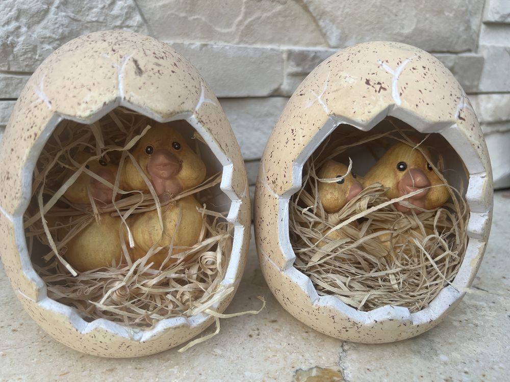 Jajko wielkanocne ceramiczne z kaczuszkami w środku jajka Wielkanoc