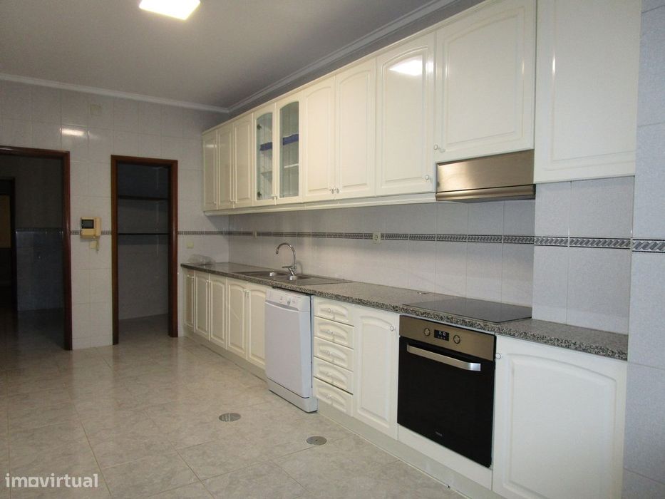 T3 para arrendamento em Grijó