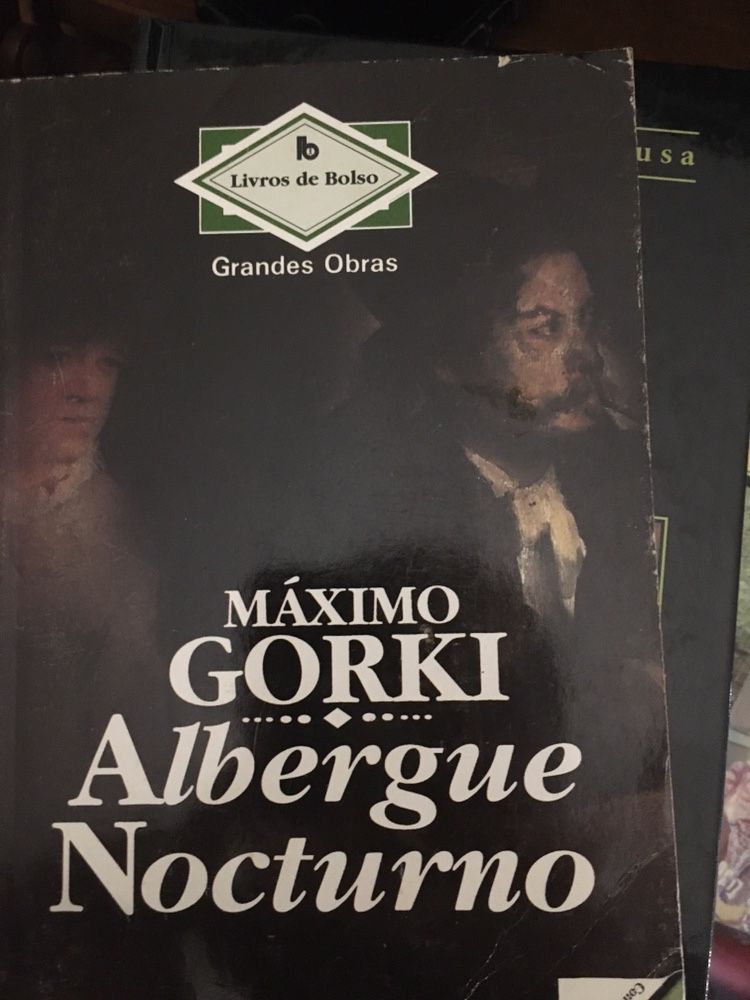 Destino de sangue maximo gorki o leopardo a nausea