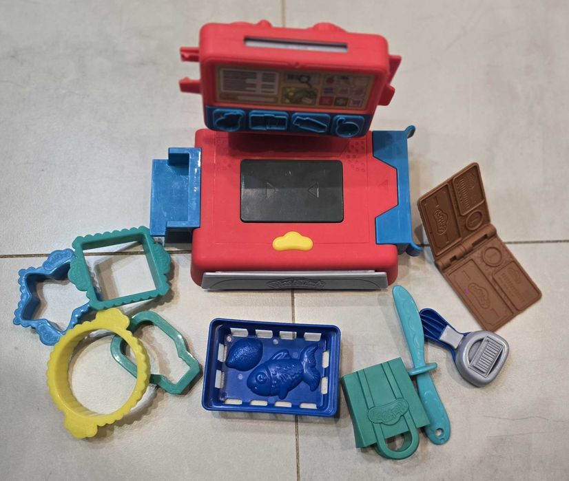 Kasa Sklepowa Play-Doh Z Akcesoriami I Dźwiękiem