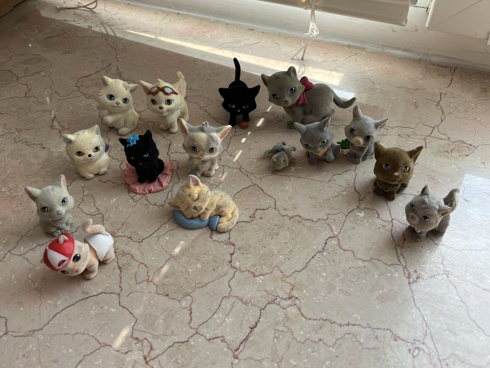 Мініфігурки котиків