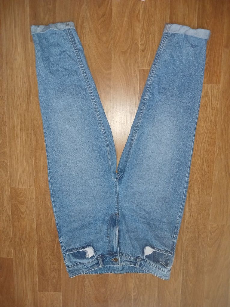 Джинси, жіночі джинси