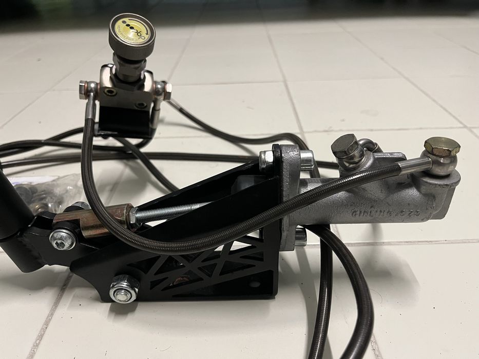 Travão de Mão Hidráulico Vertical + Repartidor de Travagem