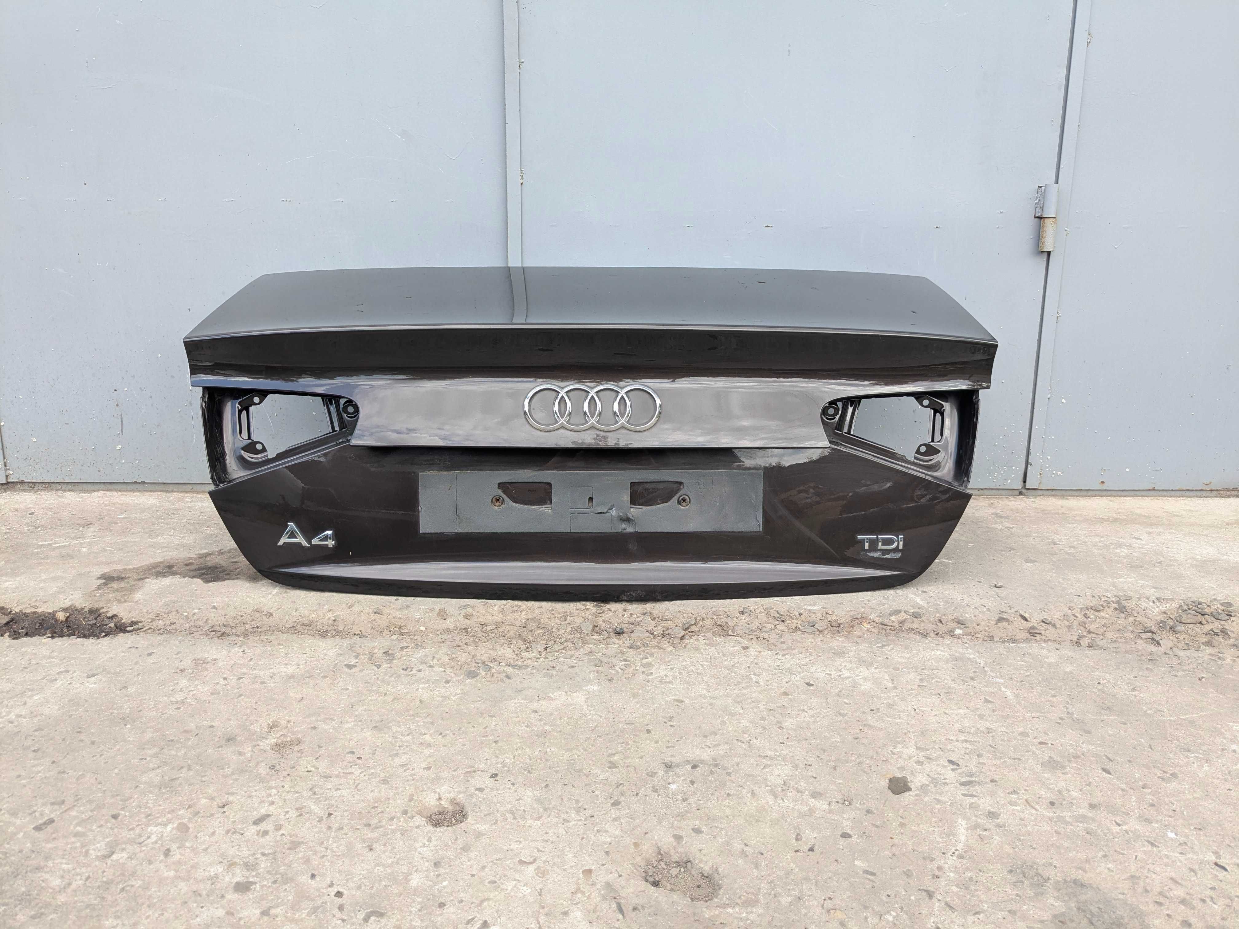 Кришка Багажника Audi A4 B8 12-16р. Рестайлинг LZ8W Ауді А4Б8 Оригинал