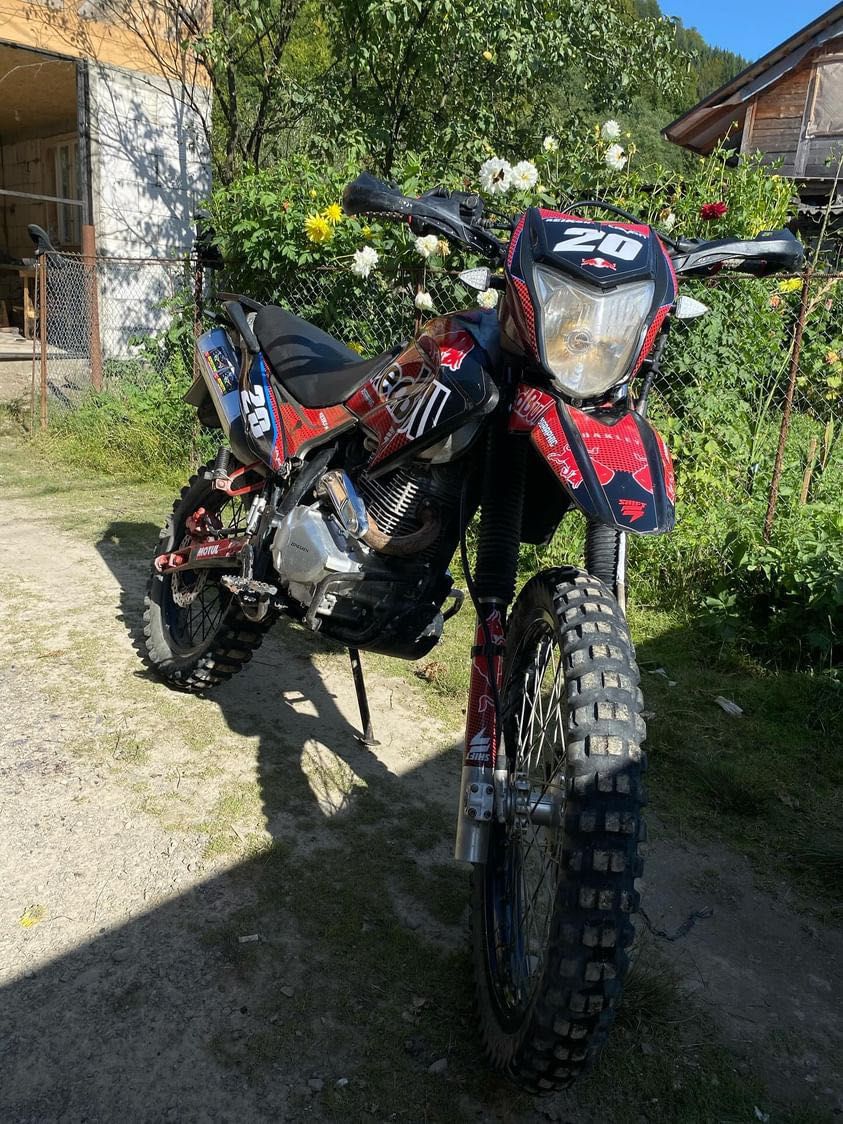 Продам Geon X-Road 300