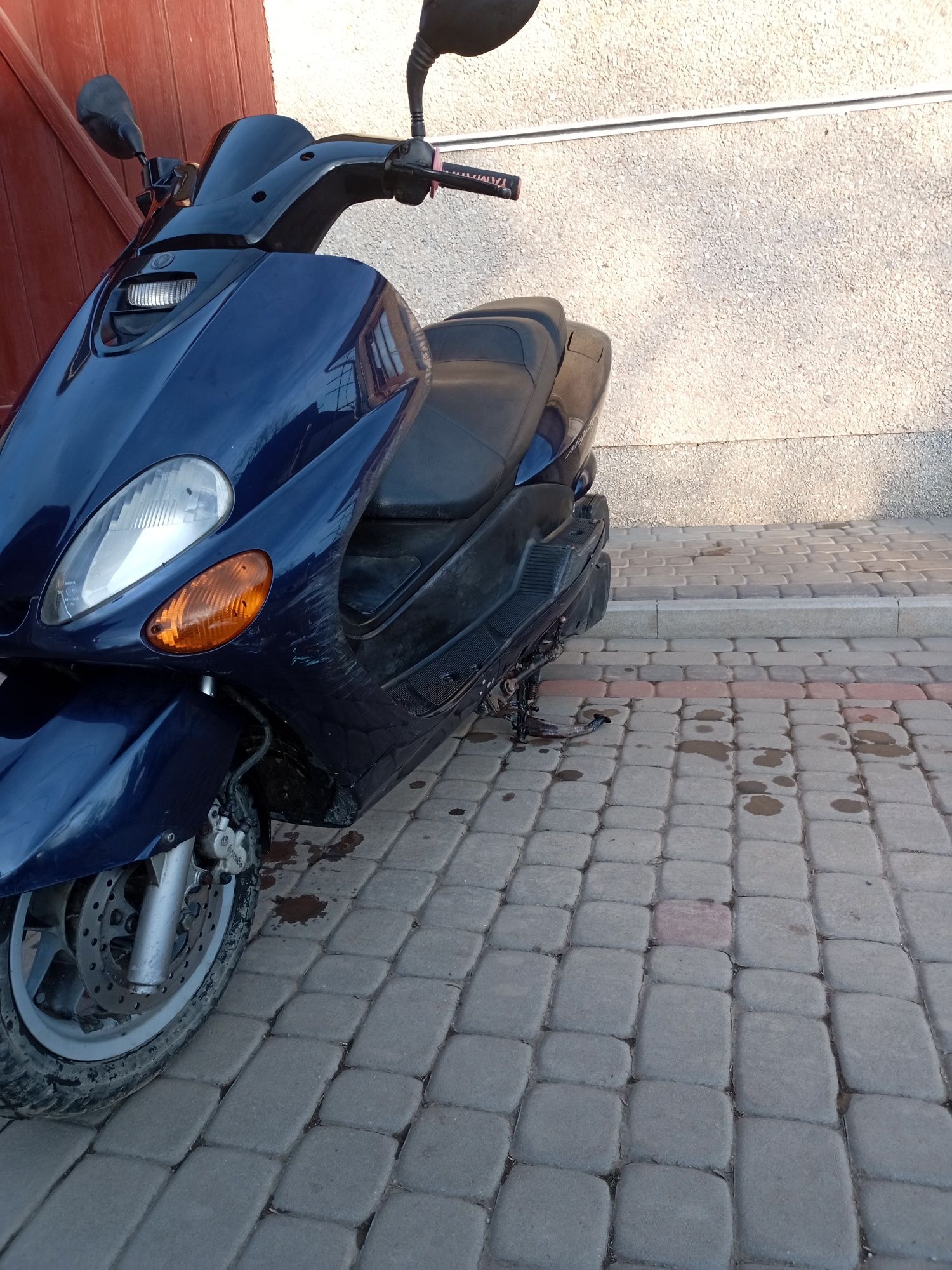 Скутер Ямаха Маджесті125