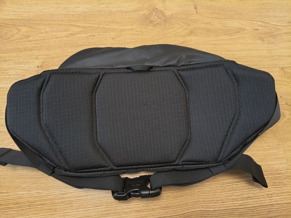 Duża Nerka Saszetka Patagonia Black Hole 5 litrów czarna