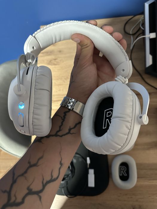 Продам свої навушники LOGITECH G PRO X2 LIGHTSPEED