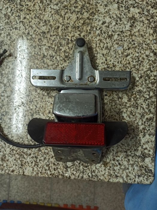 Luz presença traseira Suzuki VS 1400