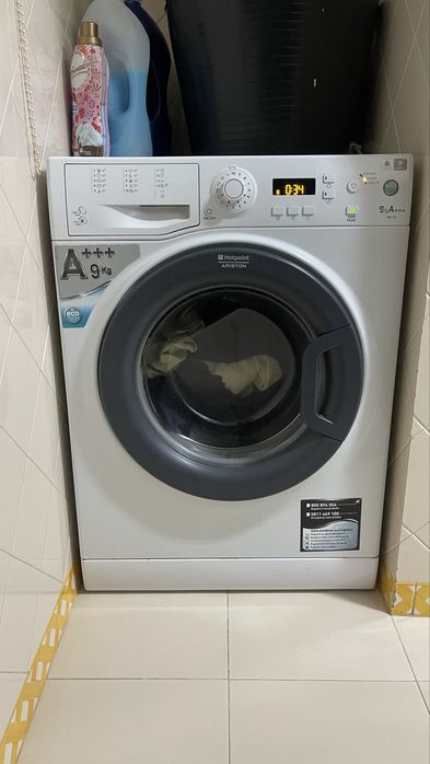 Máquina Lavar Roupa Ariston Hotpoint - Muito Económica