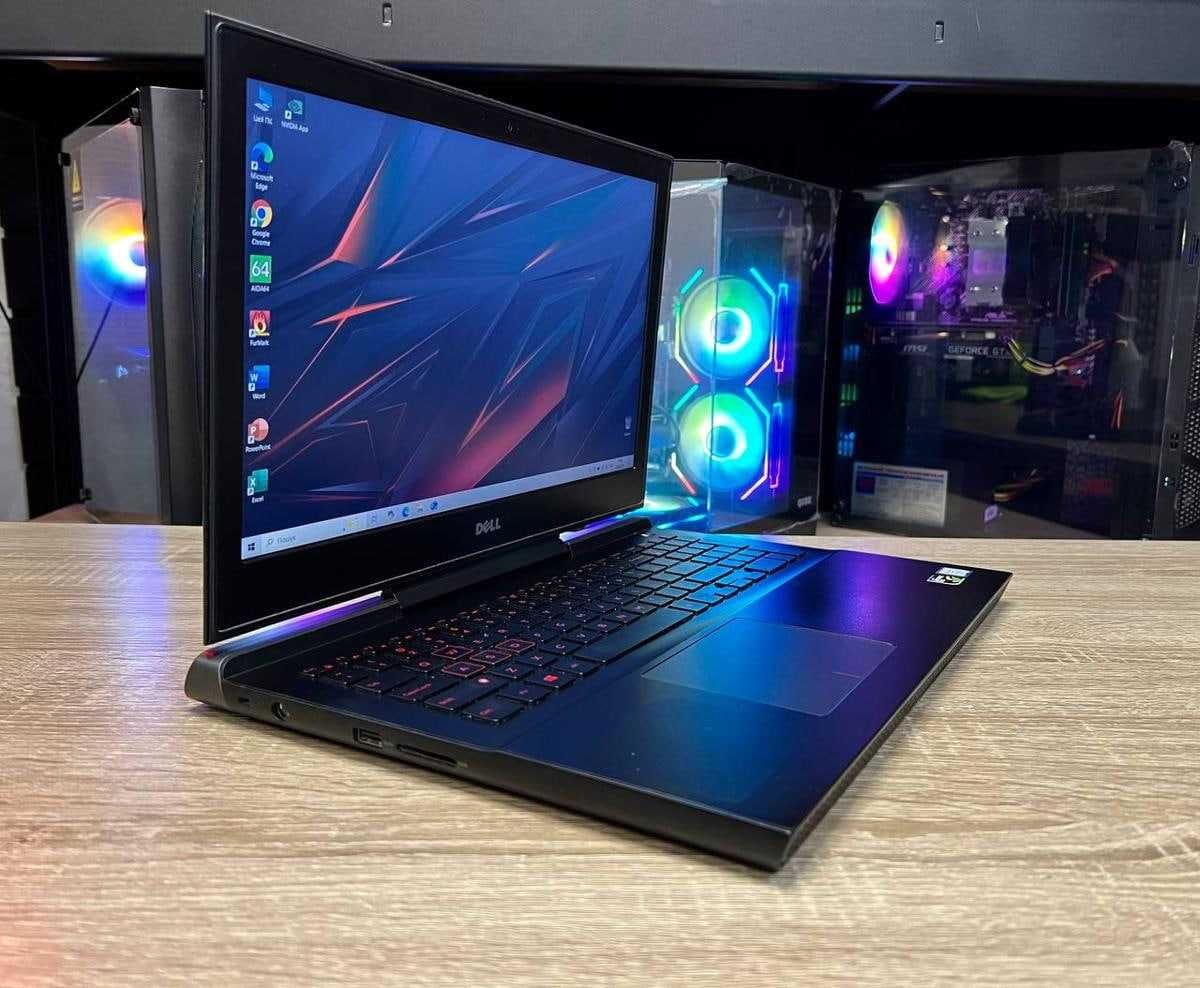 Ноутбук DELL INSPIRON i5-7300HQ/8Gb/256SSD/GTX1050-4Gb ГАРАНТІЯ