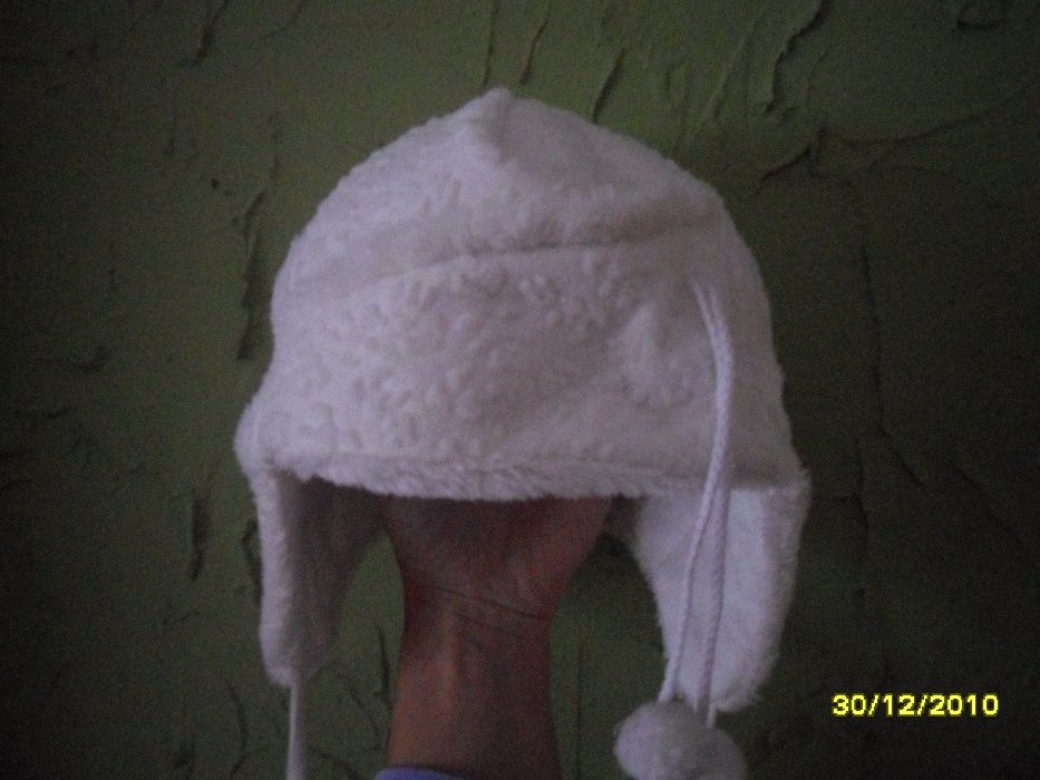 czapka czapeczka CHRZEST ciepła na wiązanie rozmiar 42
