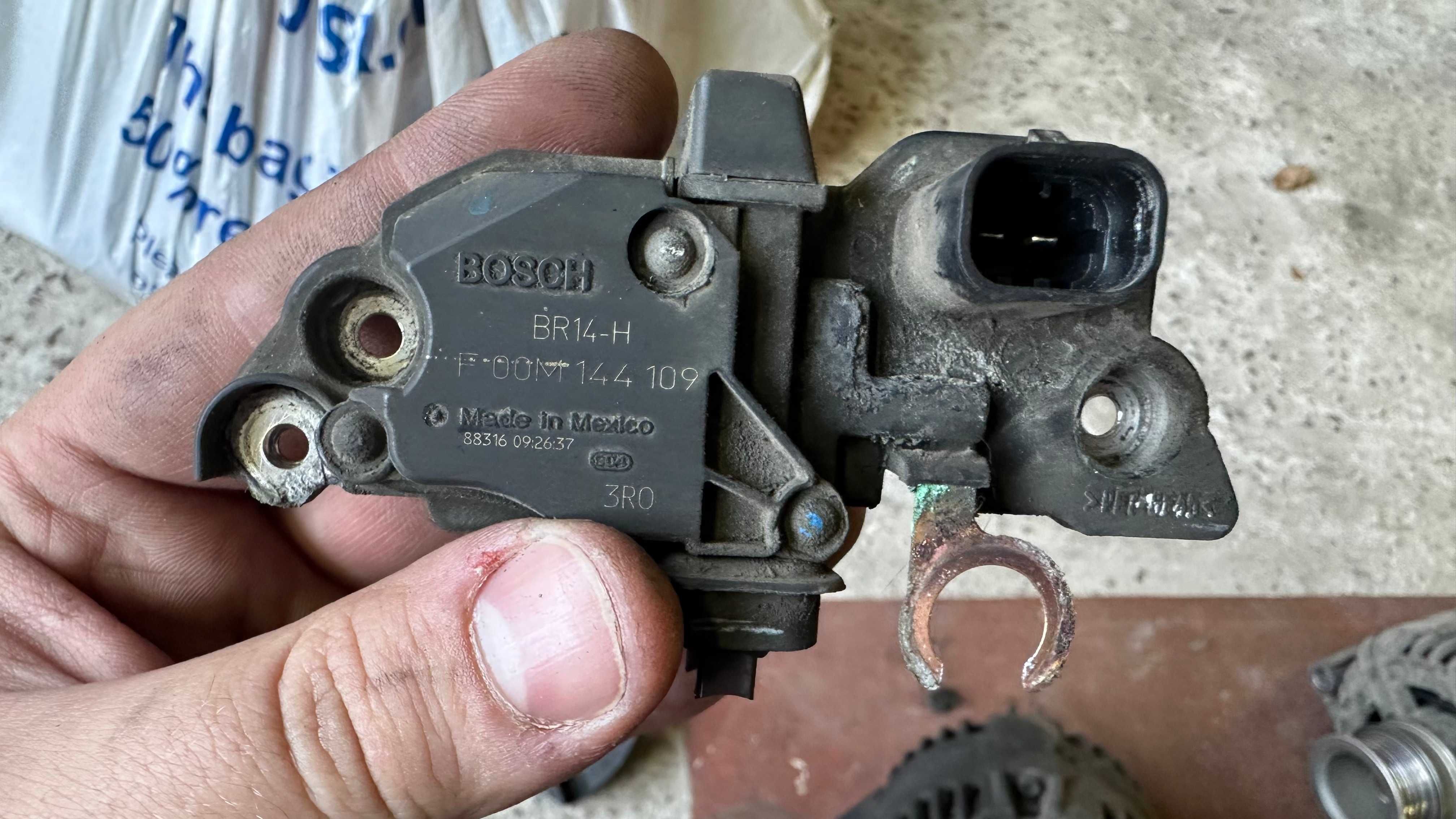 Генератор 100А на Opel Corsa D (Z14XEP) 13222930 ZY, Bosch 0124325171