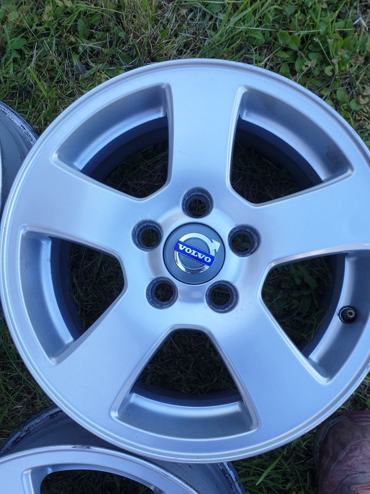 Felgi aluminiowe volvo s60 II 15 5x108 śr.63,3