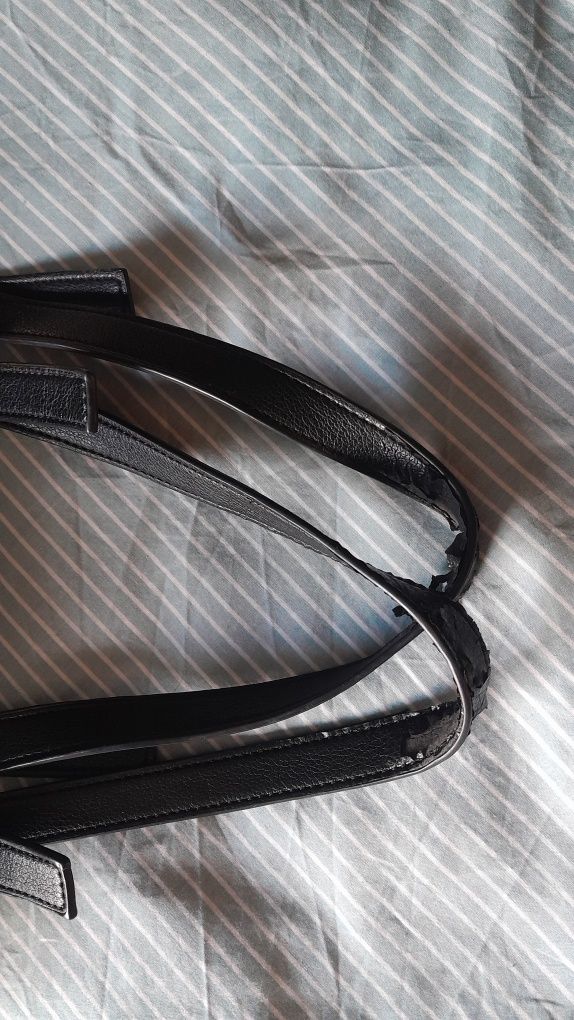 Mala Pull&Bear preta 2 alças + 1 à tiracolo