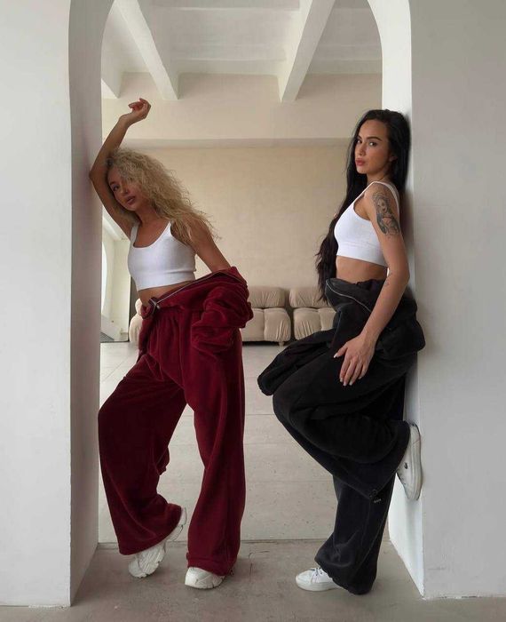 Жіночий комбінезон, велюр