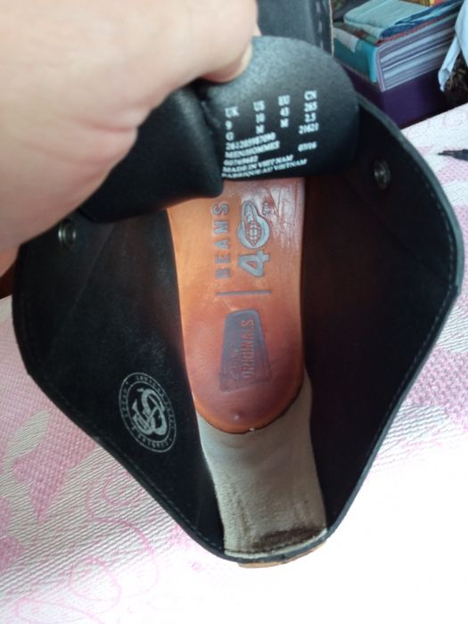 Черные замшевые ботинки Clarks Originals Desert Boot р42(стелька 26,5)