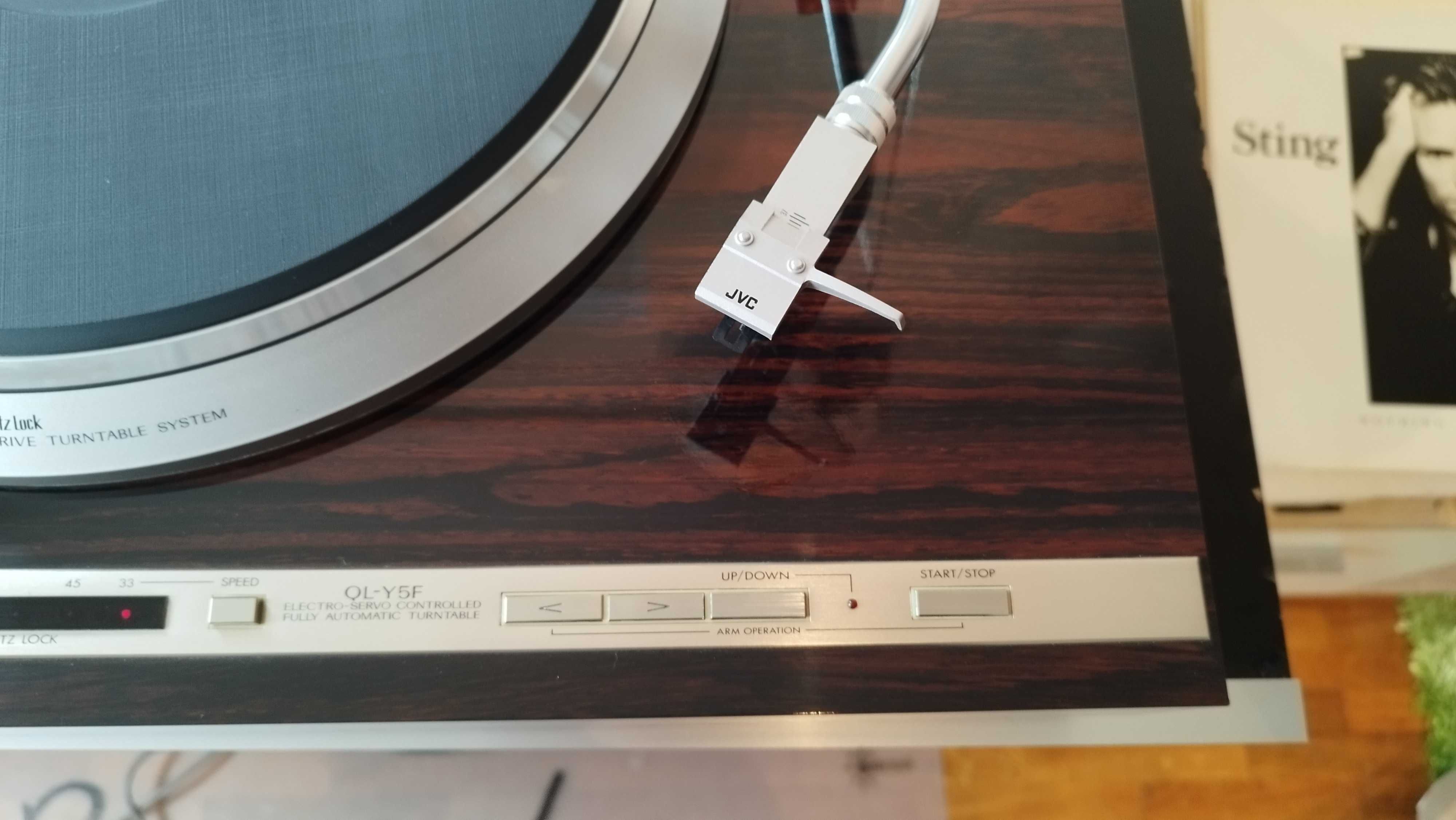 Gramofon JVC QL-Y5F